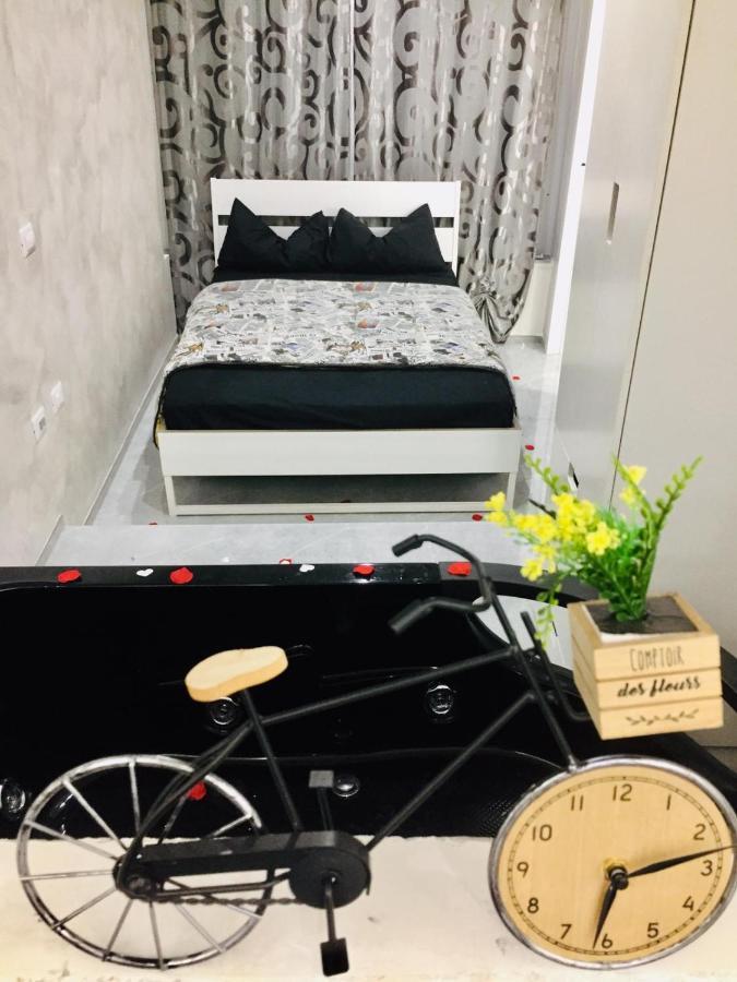Aparthotel Le Rocce Nere Giardini Naxos Esterno foto
